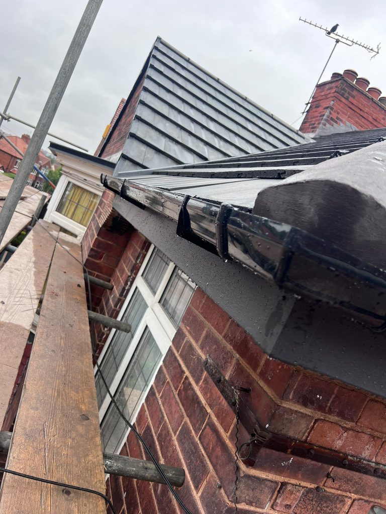 New uPVC fascias, soffits and guttering on a Worksop roof by Gold Zone Roofing (1)